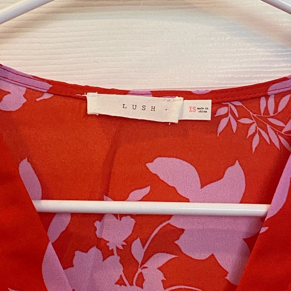 NWOT! LUSH Damaris Wrap Blouse - Picture 2 of 6